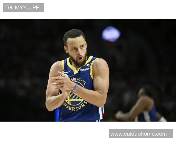 库里正式签约火箭队，成为球队新一任控卫核心