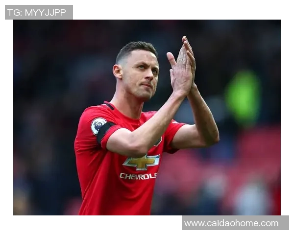 曼联官方宣布签约热门新星,球迷热议未来前景 曼联官方宣布签约热门新星,球迷热议未来前景