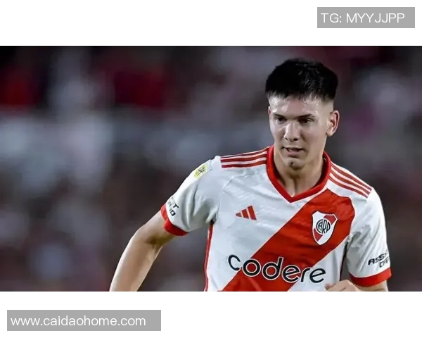 皇家马德里宣布签下年轻天才,球迷期待新赛季表现 皇家马德里宣布签下年轻天才,球迷期待新赛季表现